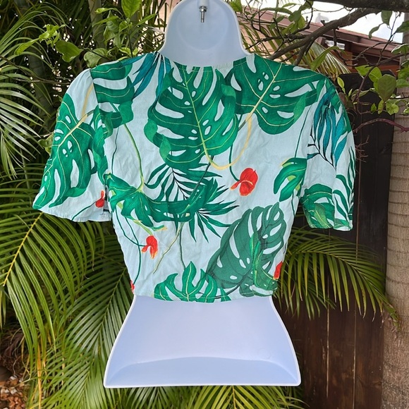 ZARA Tropical Crop Tie Front Top size X-small - Picture 2 of 6